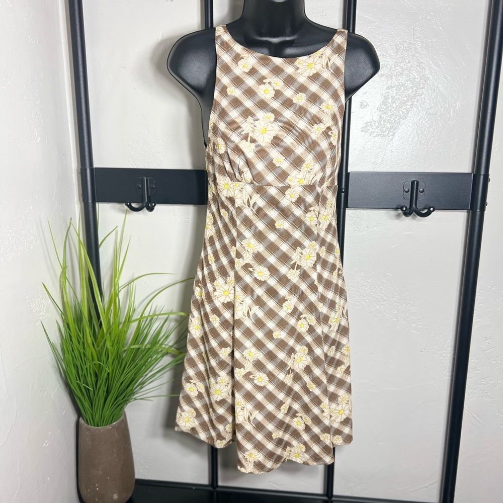 Kimchi Blue Urban Outfitters Susie Open Back Swing Mini Dress Size XS - Picture 15 of 16